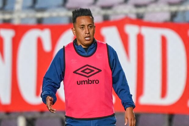 Christian Cueva sería presentado en las próximas horas ante su nueva hinchada de Emelec. (Foto: Cienciano)